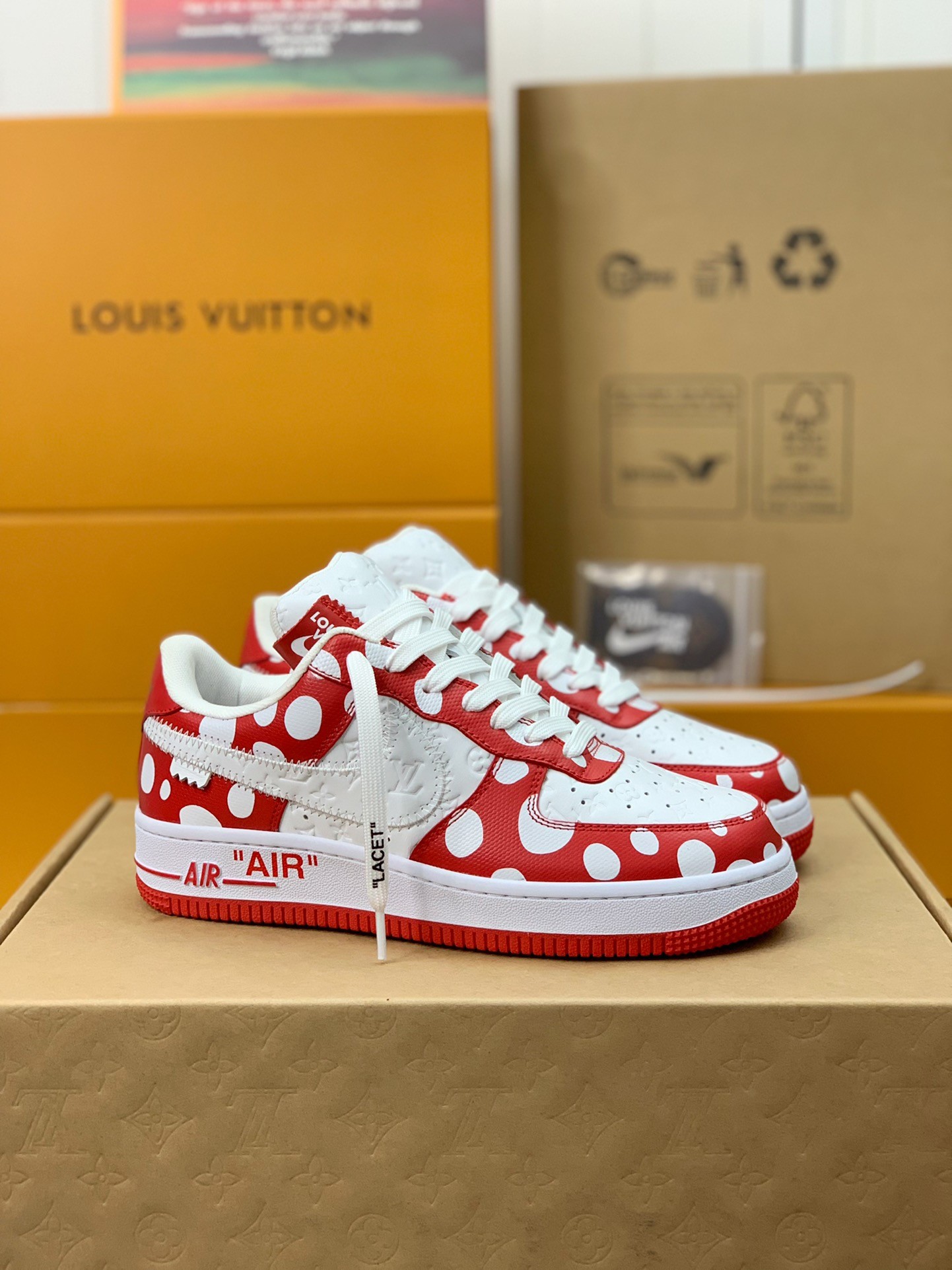 LOUIS VUITTON × NIKE AIR FORCE 1 Sneaker Size Opition Select