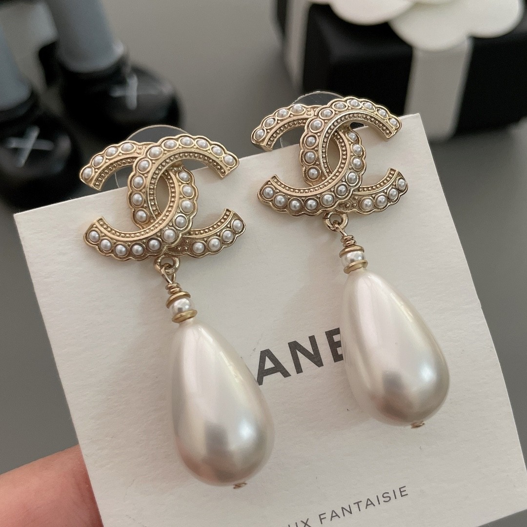 Chanel Water Drop Pearl Stud Earrings