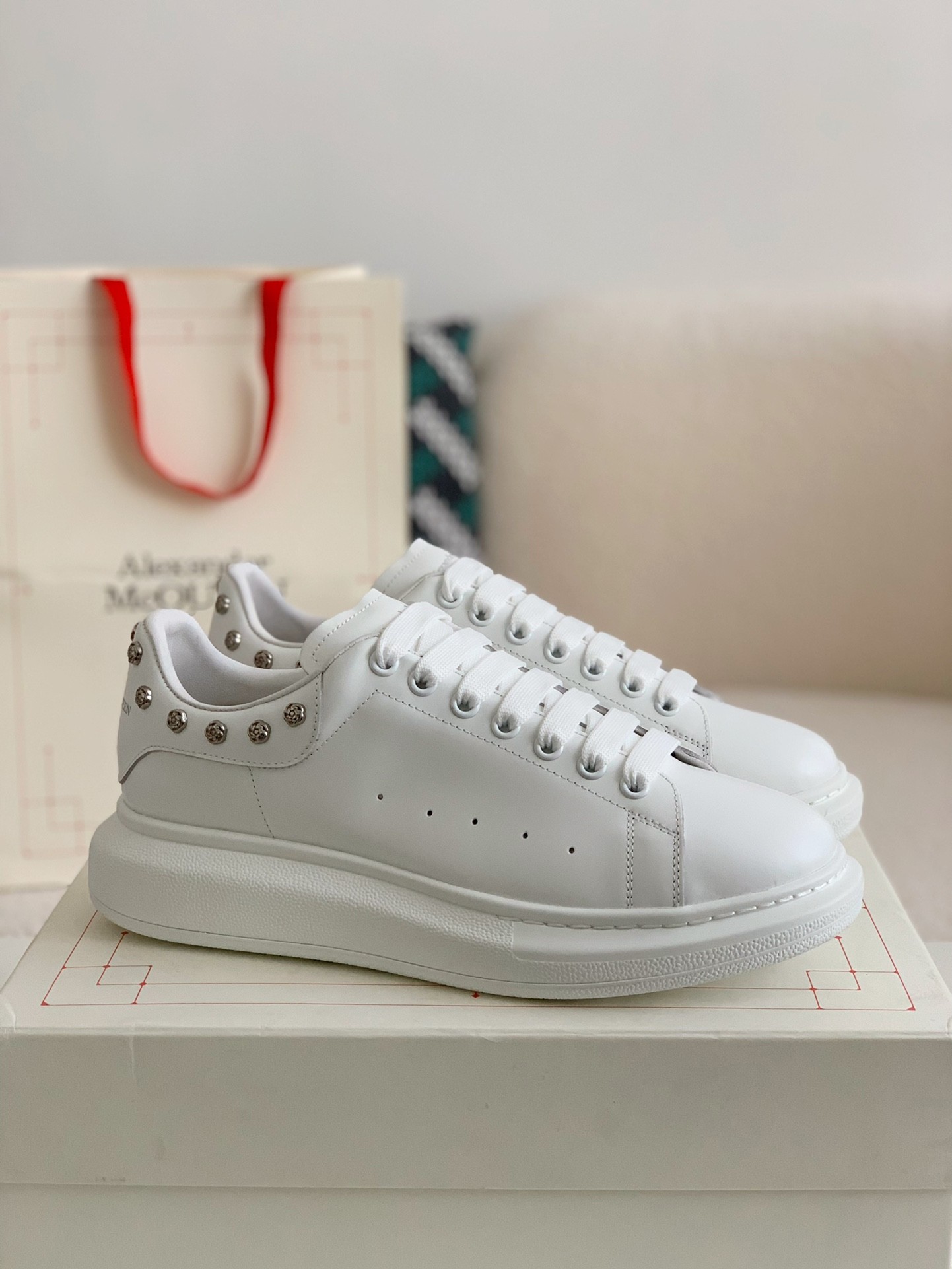 Alexander McQueen MQ White Rose nail tail Sneakers  W US5.5=EUR36=CM23