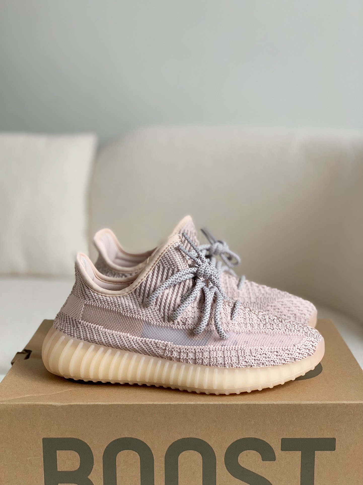 Adidas Yeezy Boost 350 Sneakers W US5=EUR35=CM23