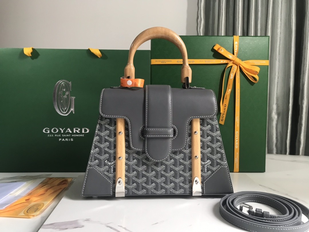 ​Goyard Saïgon PM small bag, top quality!   Size: 28 * 20 * 12cm