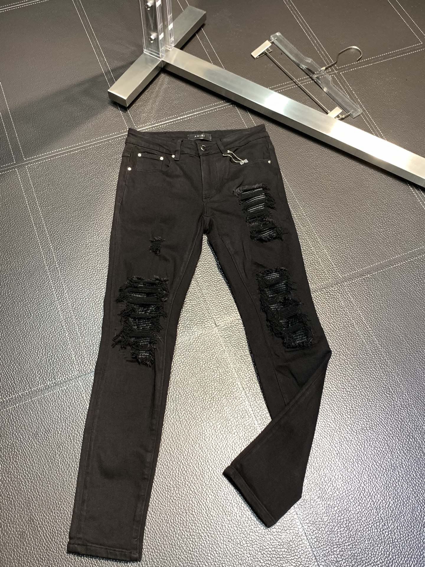 Amiri slim fit petite straight jeans 38 inches ≈ 96.5 cm (not available beyond that)