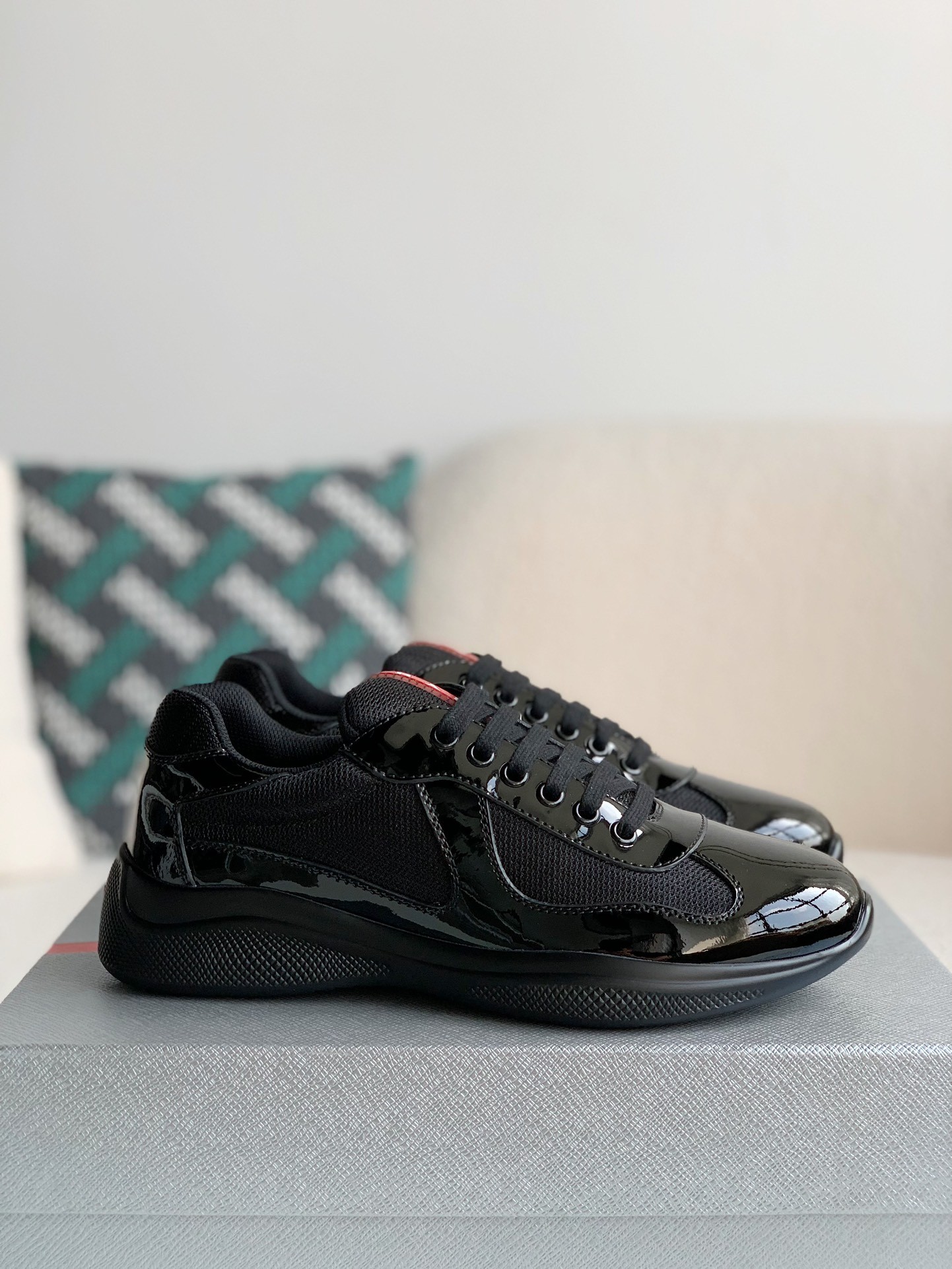 Prada Sneakers M US7=EUR39=CM24.5