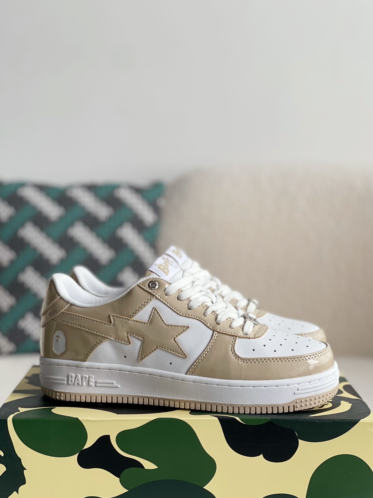 A BATHING APE Mens BAPE STA LOW SNEAKER M US13=UK12=EUR47.5=CM31