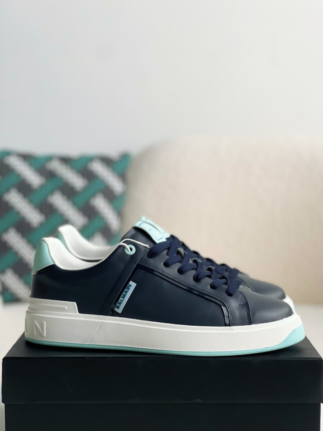 Balmain casual Sneakers M US7=EUR39=CM24.5