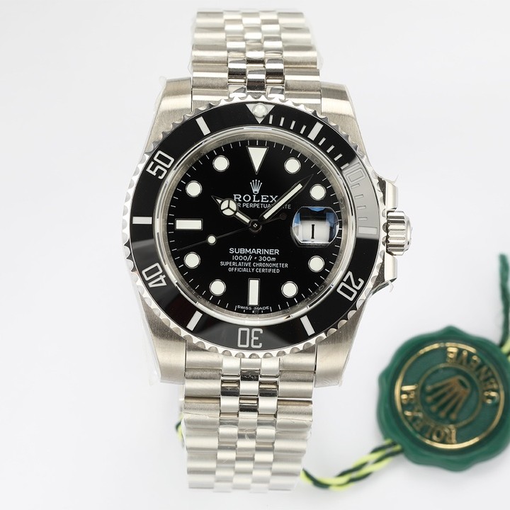 Rolex Submariner Series 40 Men's Watch