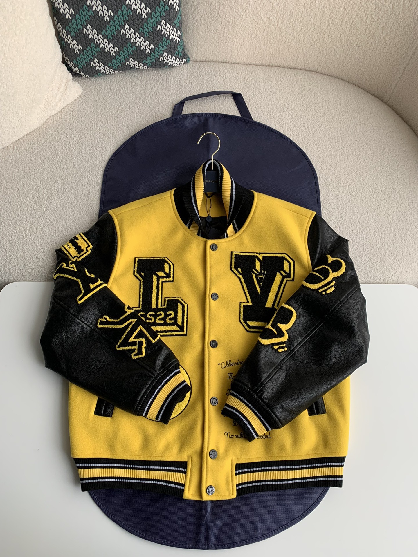 Louis Vuitton Varsity Jackets 100kg≈220 pounds 195cm ≈ 6 feet 5 inches