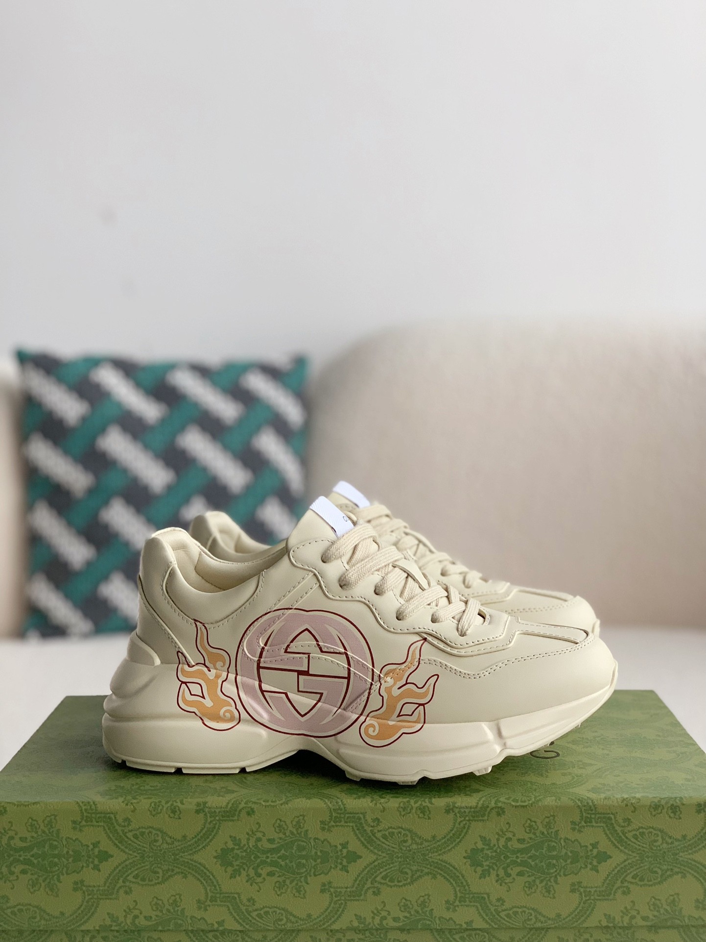 Gucci Retro Clunky Sneaker Size Opition Select