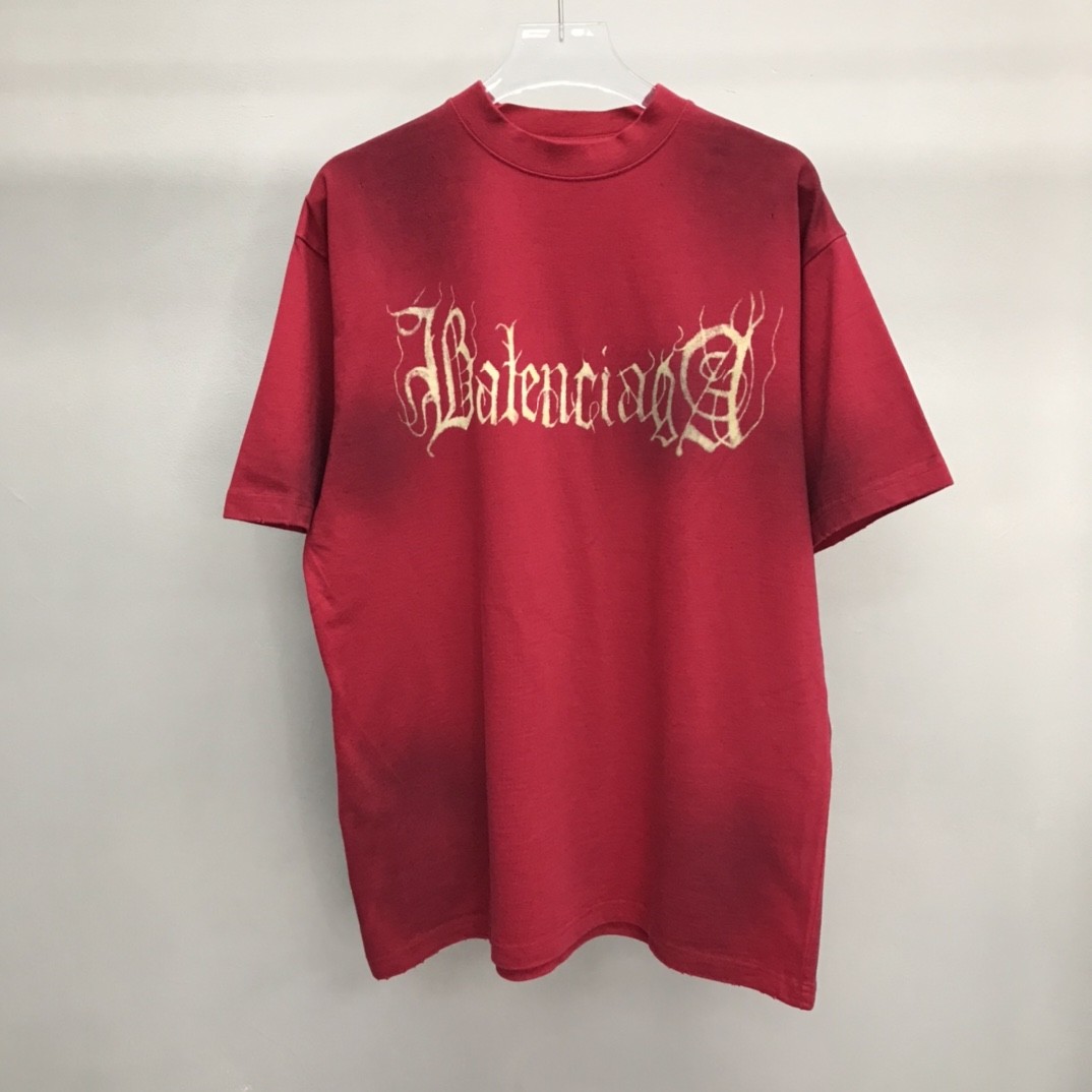 Balenciaga Sanskrit lettering industrial paint T-shirt 100kg≈220 pounds 195cm ≈ 6 feet 5 inches