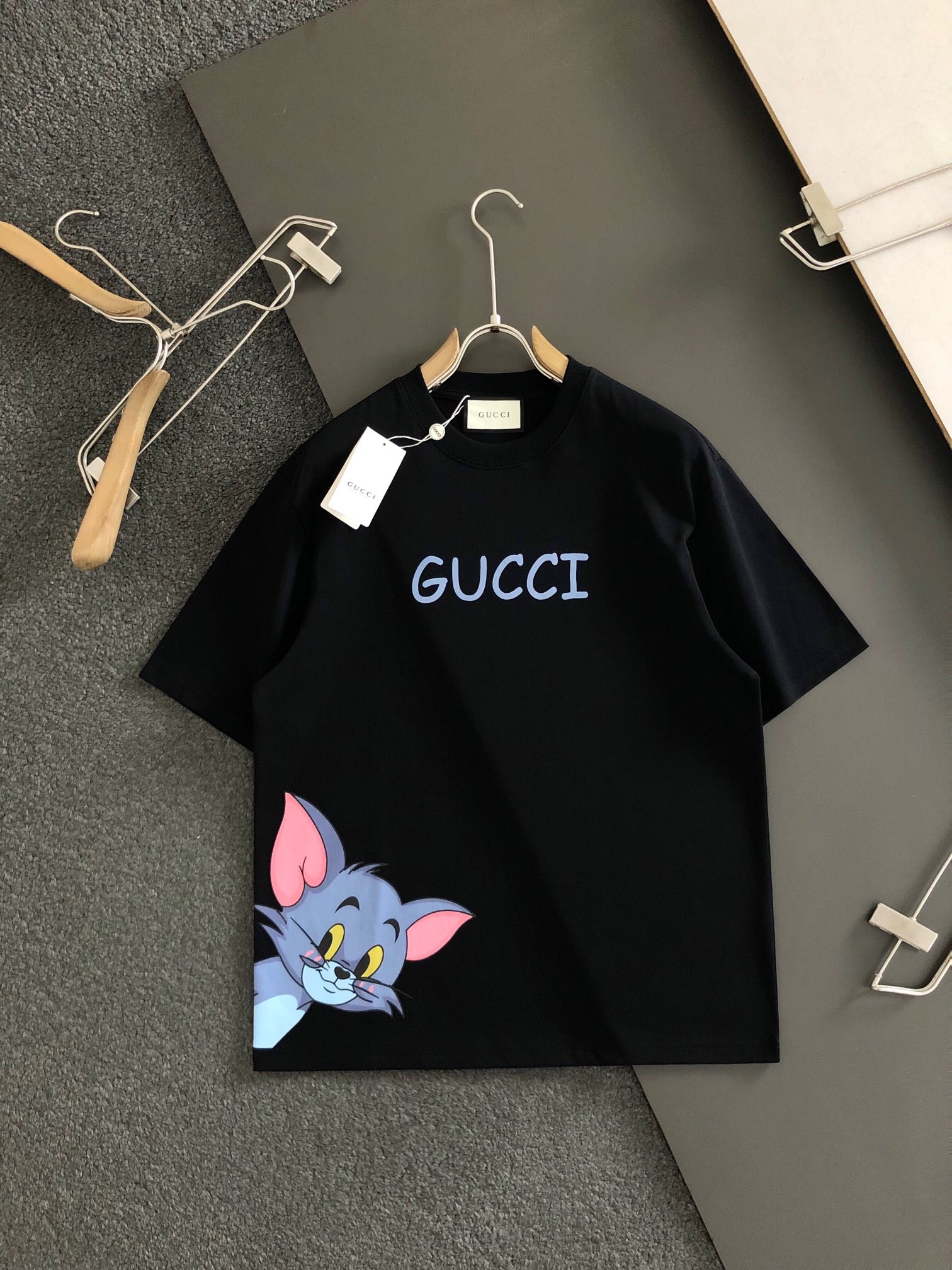 Gucci Cartoon Mouse t-shirt 100kg≈220 pounds 195cm ≈ 6 feet 5 inches