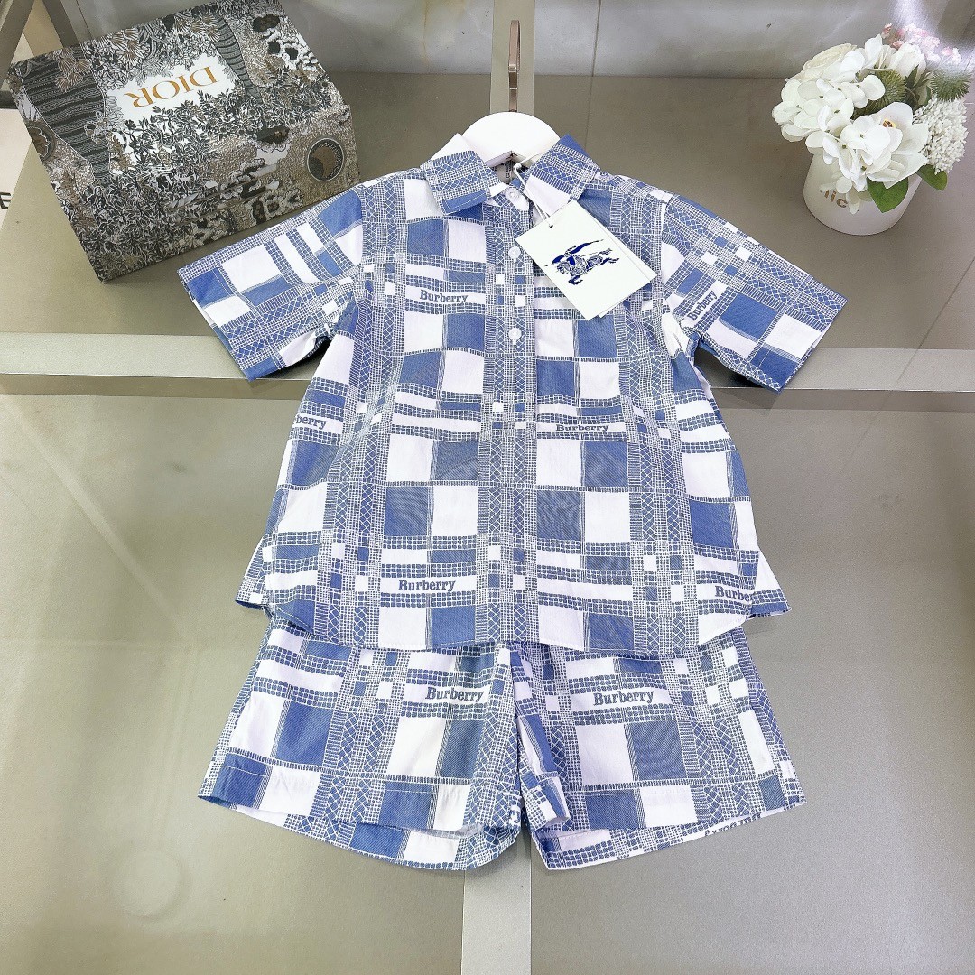 Burberry new boys and girls suits 141~160cm = 56~63 inches