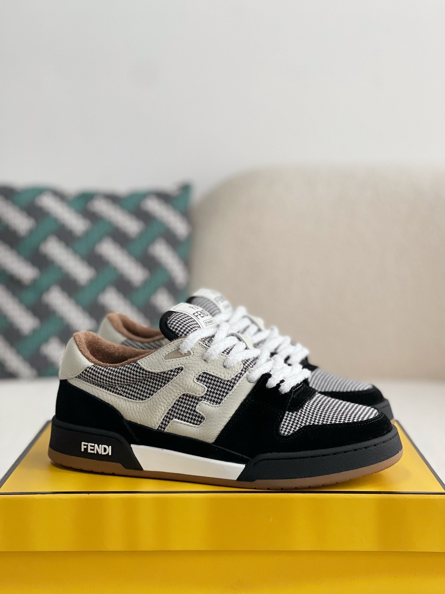 FENDI Retro Sneakers  W US5.5=EUR36=CM23