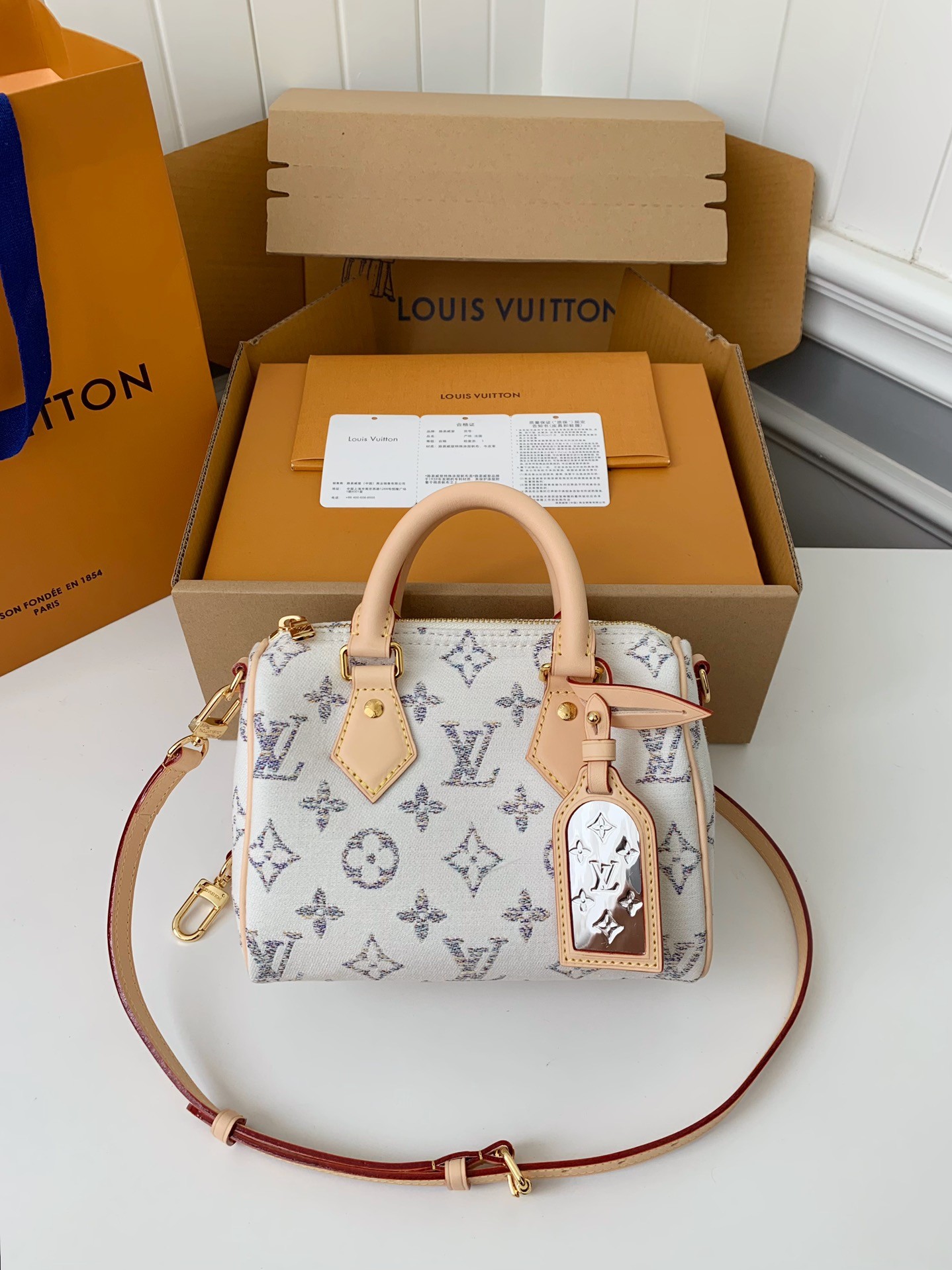 Louis Vuitton Speedy Bandouli ère 20 M24709  Size：20.5*13.5*12cm