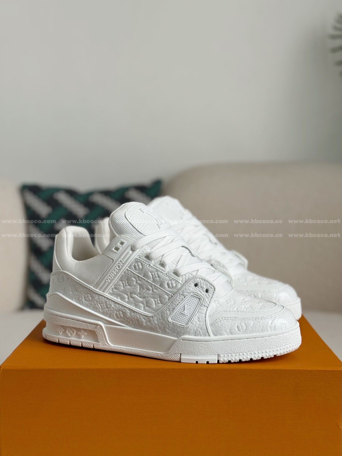 「#5751」LOUIS VUITTON TRAINER SNEAKERS
