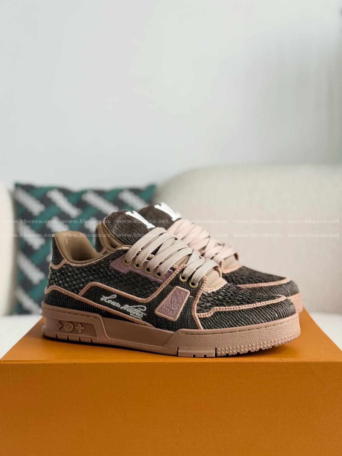 「#5880」LOUIS VUITTON TRAINER SNEAKERS