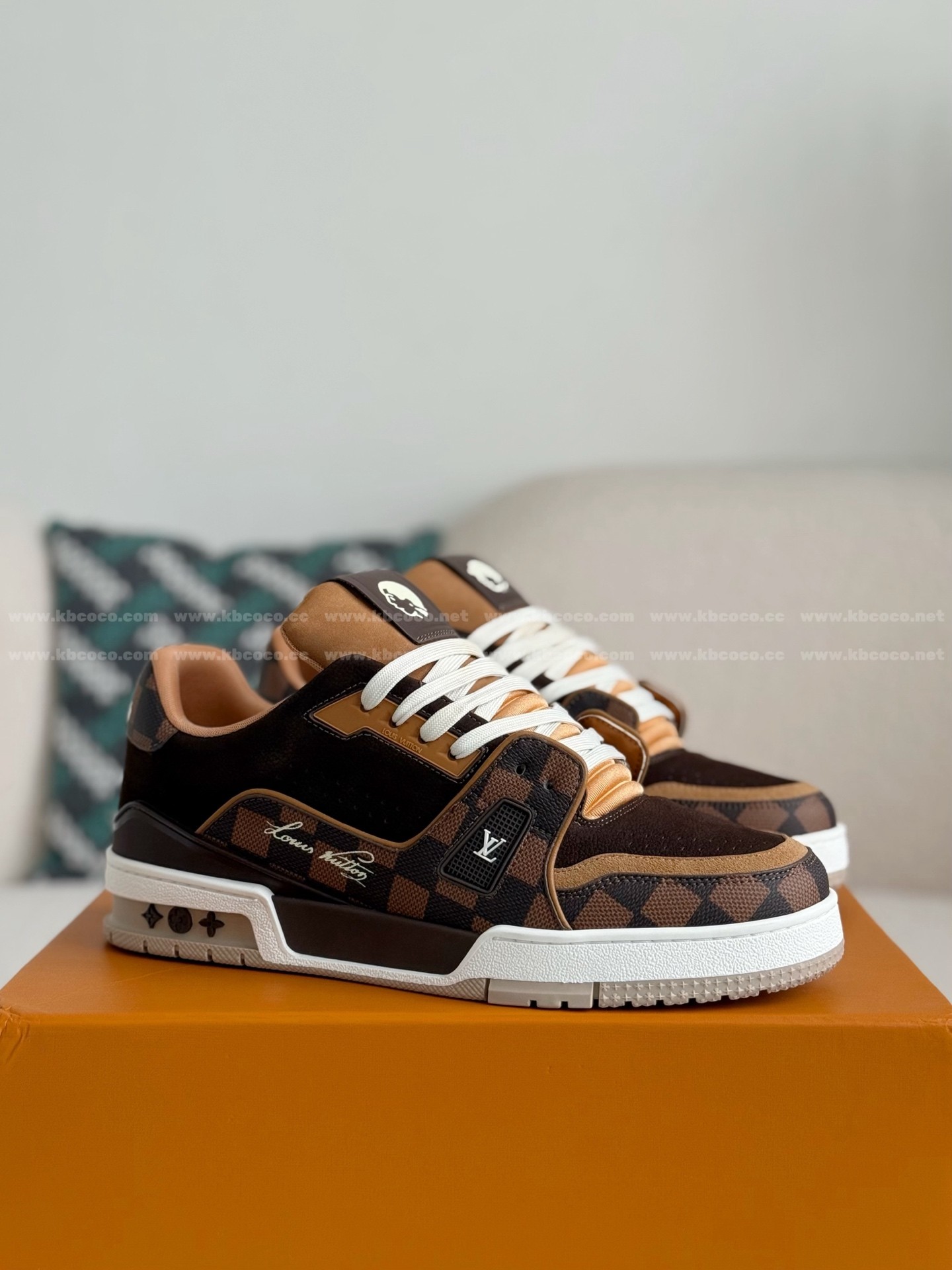 「#5910」LOUIS VUITTON x NIGO TRAINER FW25 SNEAKERS