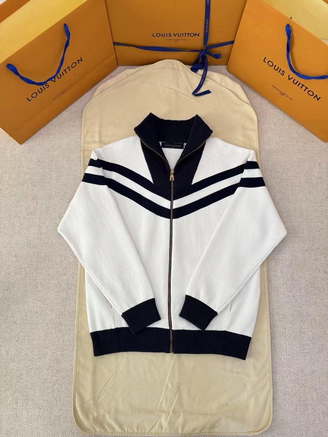 「#5959」LOUIS VUITTON Knitted striped sailing jacket