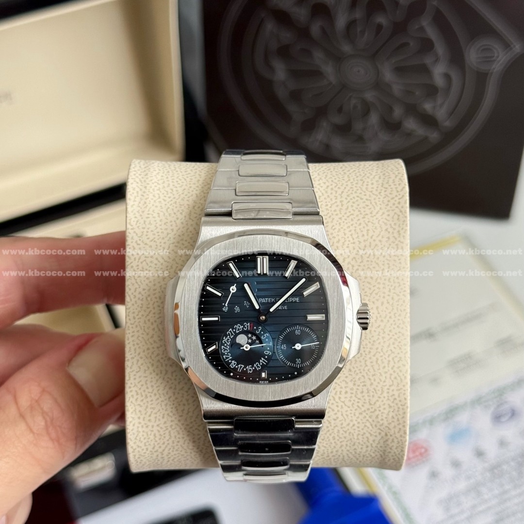 「#6007」PATEK PHILIPPE NAUTILUS SERIES WATCH,40MM