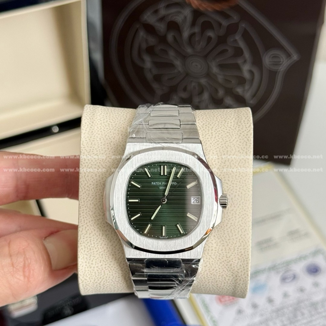 「#6013」PATEK PHILIPPE NAUTILUS SERIES WATCH,40MM
