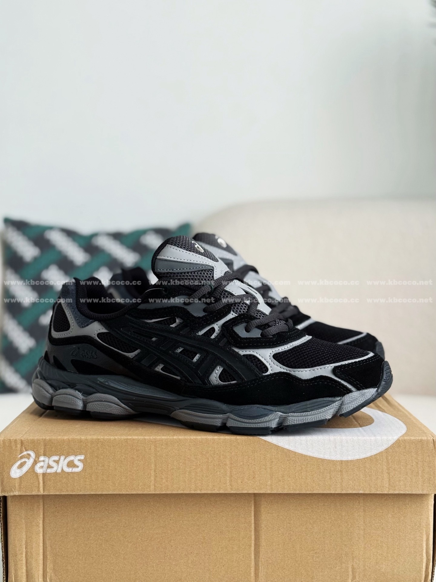 「#6018」Asics GEL-NYC Running Shoes