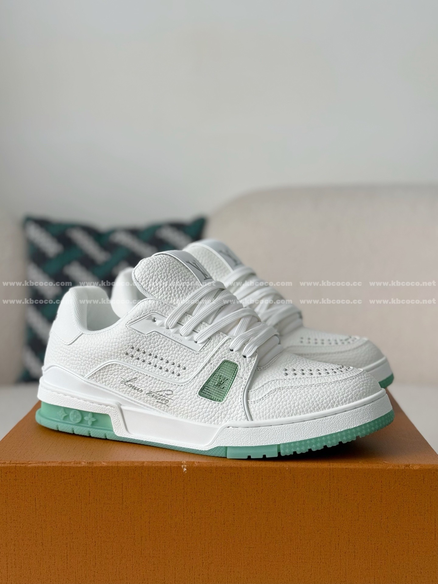 「#6034」LOUIS VUITTON TRAINER SNEAKERS