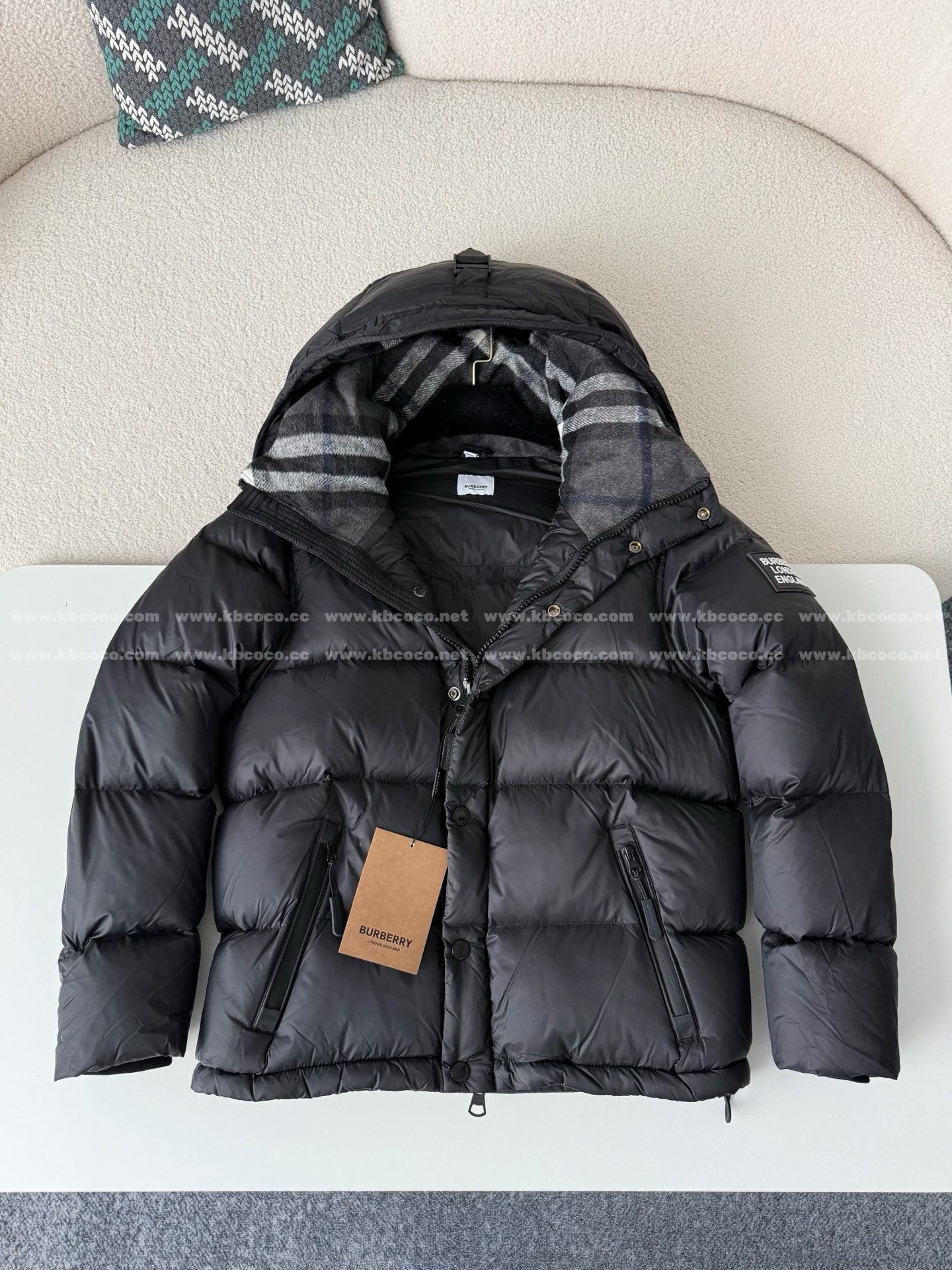 「#6083」Burberry Down Jacket