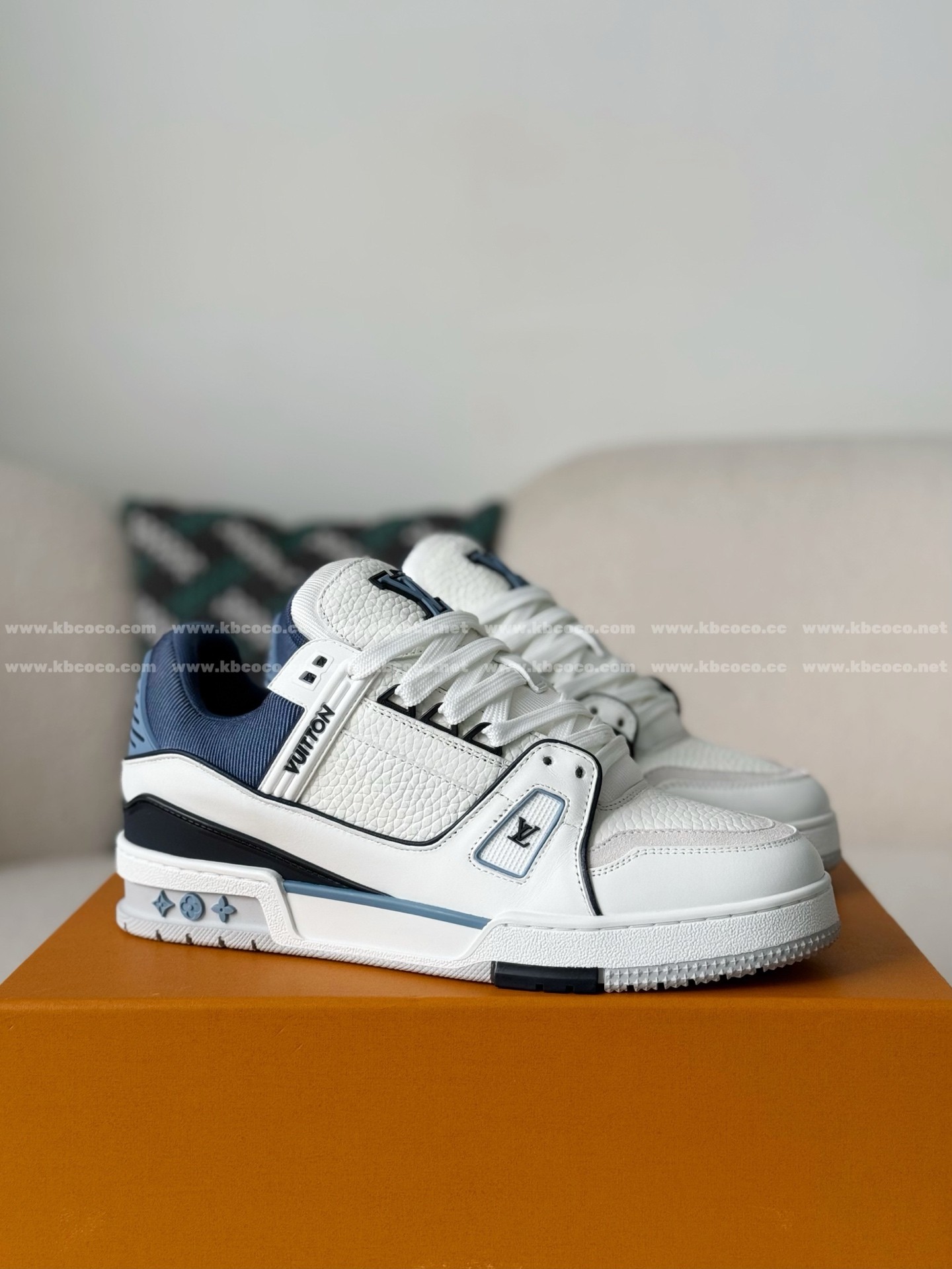 「#6108」LOUIS VUITTON TRAINER SNEAKERS