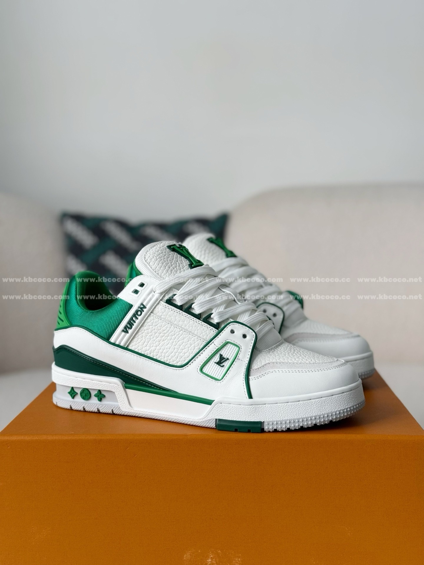 「#6109」LOUIS VUITTON TRAINER SNEAKERS