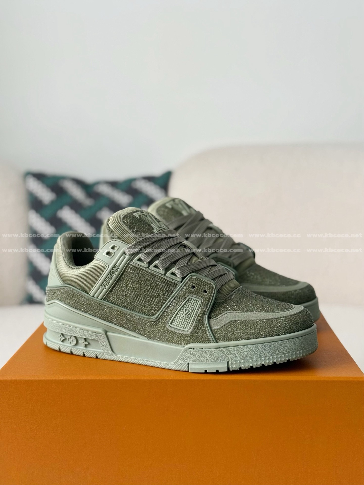 「#6209」LOUIS VUITTON TRAINER SNEAKERS