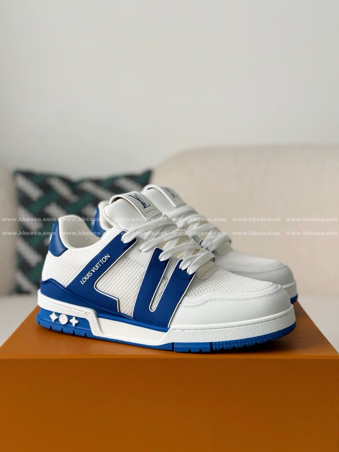 「#6210」LOUIS VUITTON TRAINER SNEAKERS