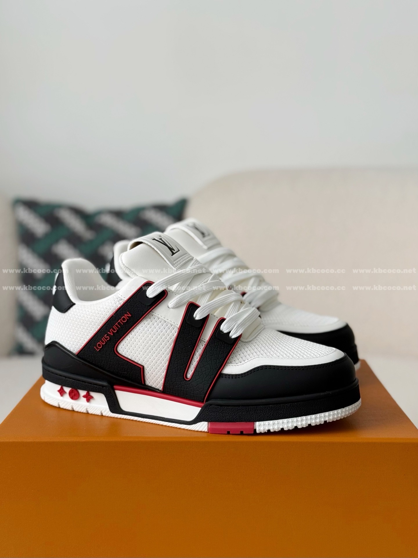 「#6211」LOUIS VUITTON TRAINER SNEAKERS