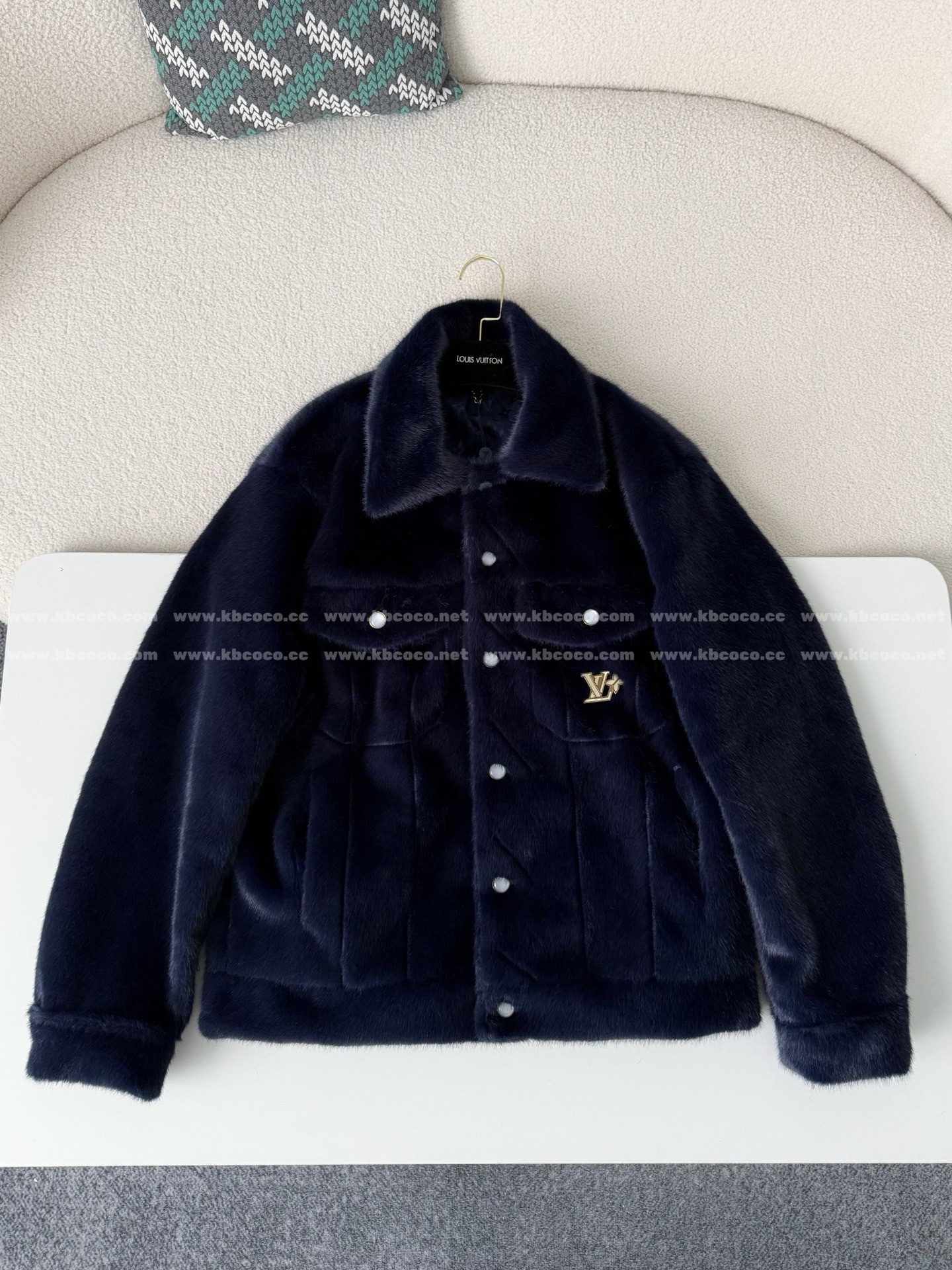 「#6283」Louis Vuitton x Nigo Joint Model FW25 Single-Breasted Fur Coat