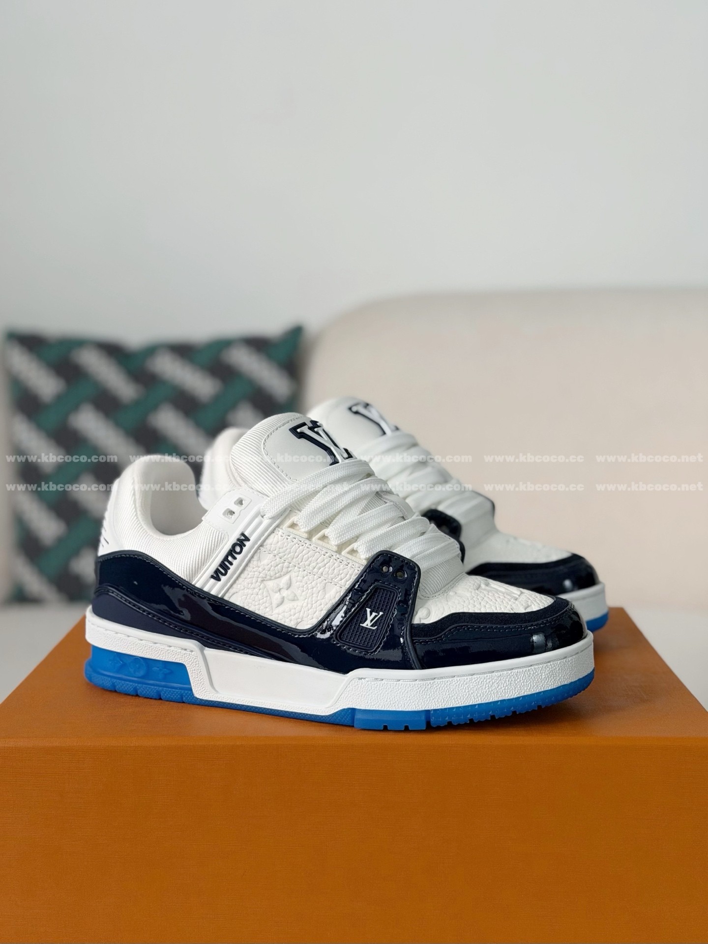 「#6360」LOUIS VUITTON TRAINER SNEAKERS