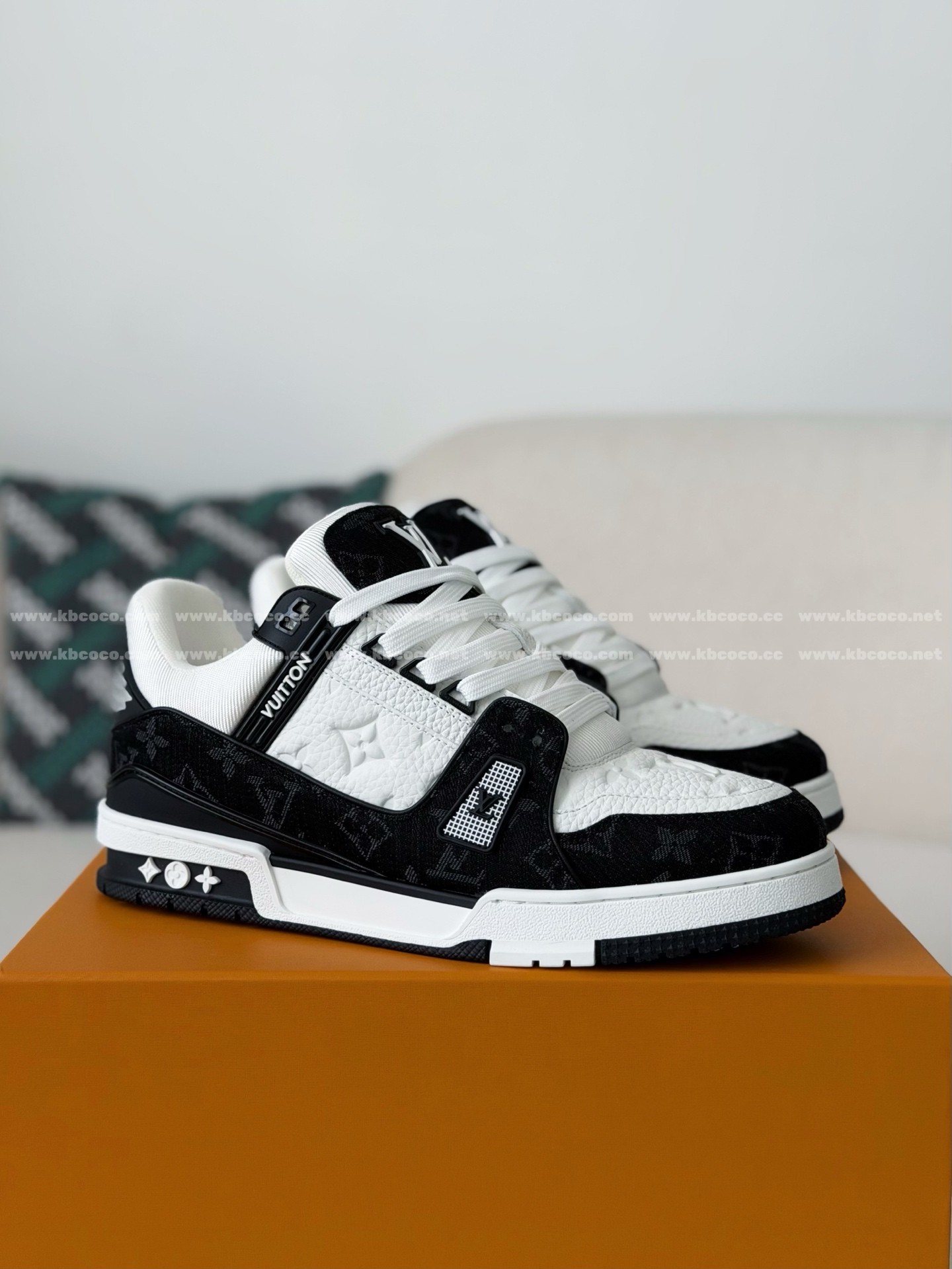「#312」LOUIS VUITTON TRAINER SNEAKERS