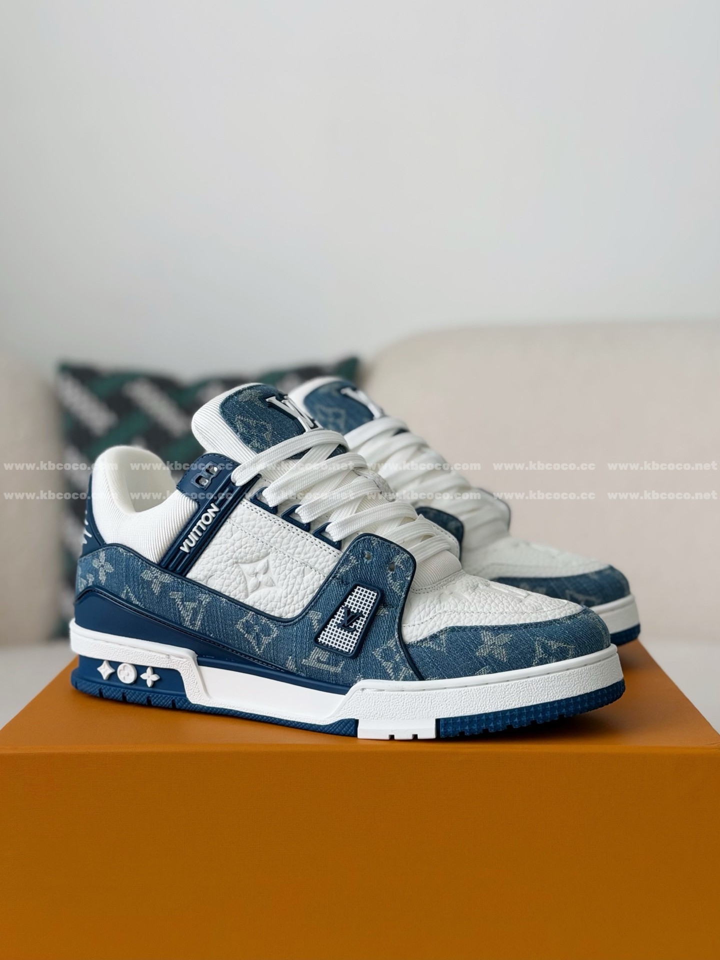 「#308」LOUIS VUITTON TRAINER 1A8FN8 SNEAKERS