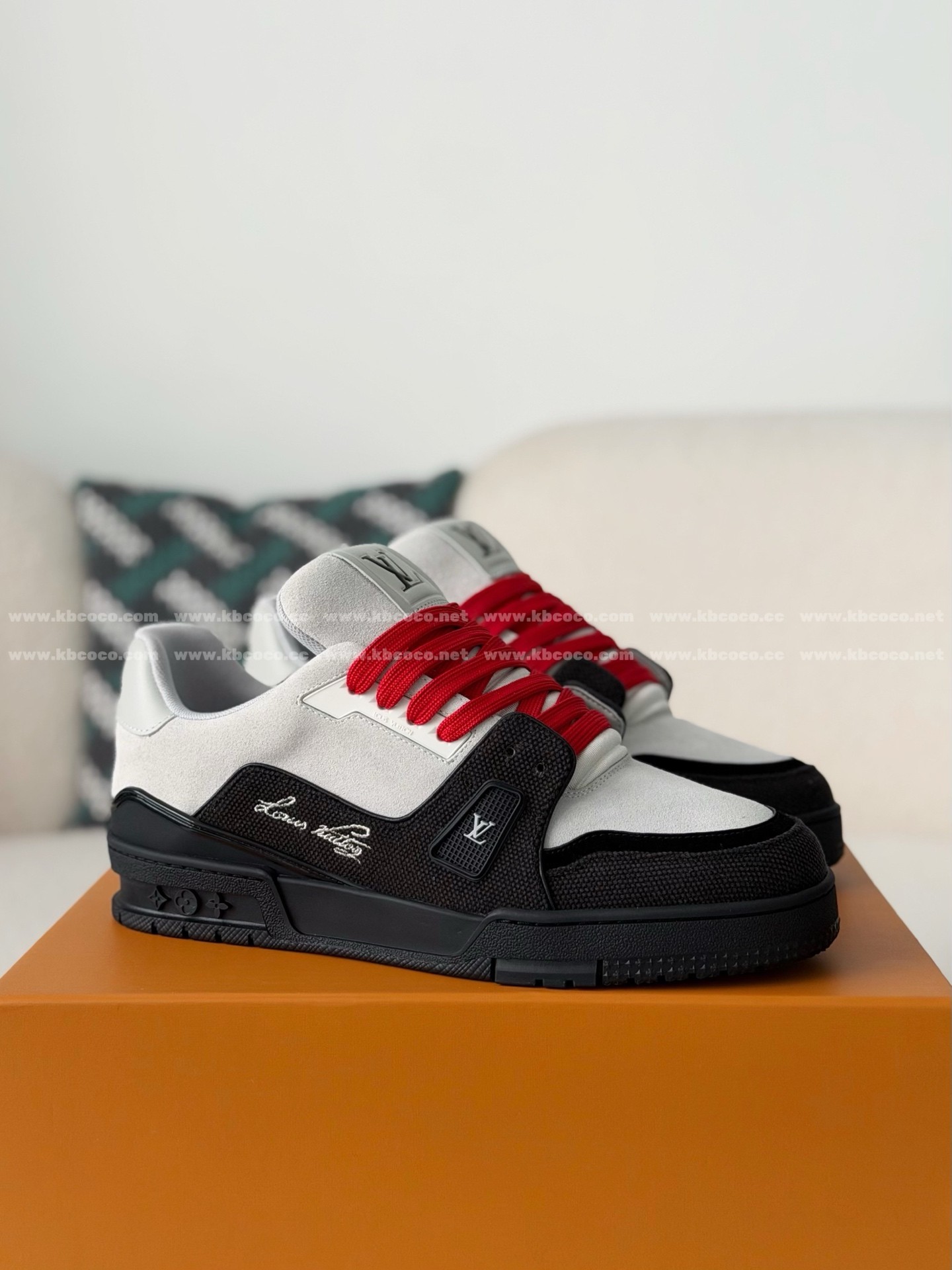 「#6420」LOUIS VUITTON TRAINER SNEAKERS