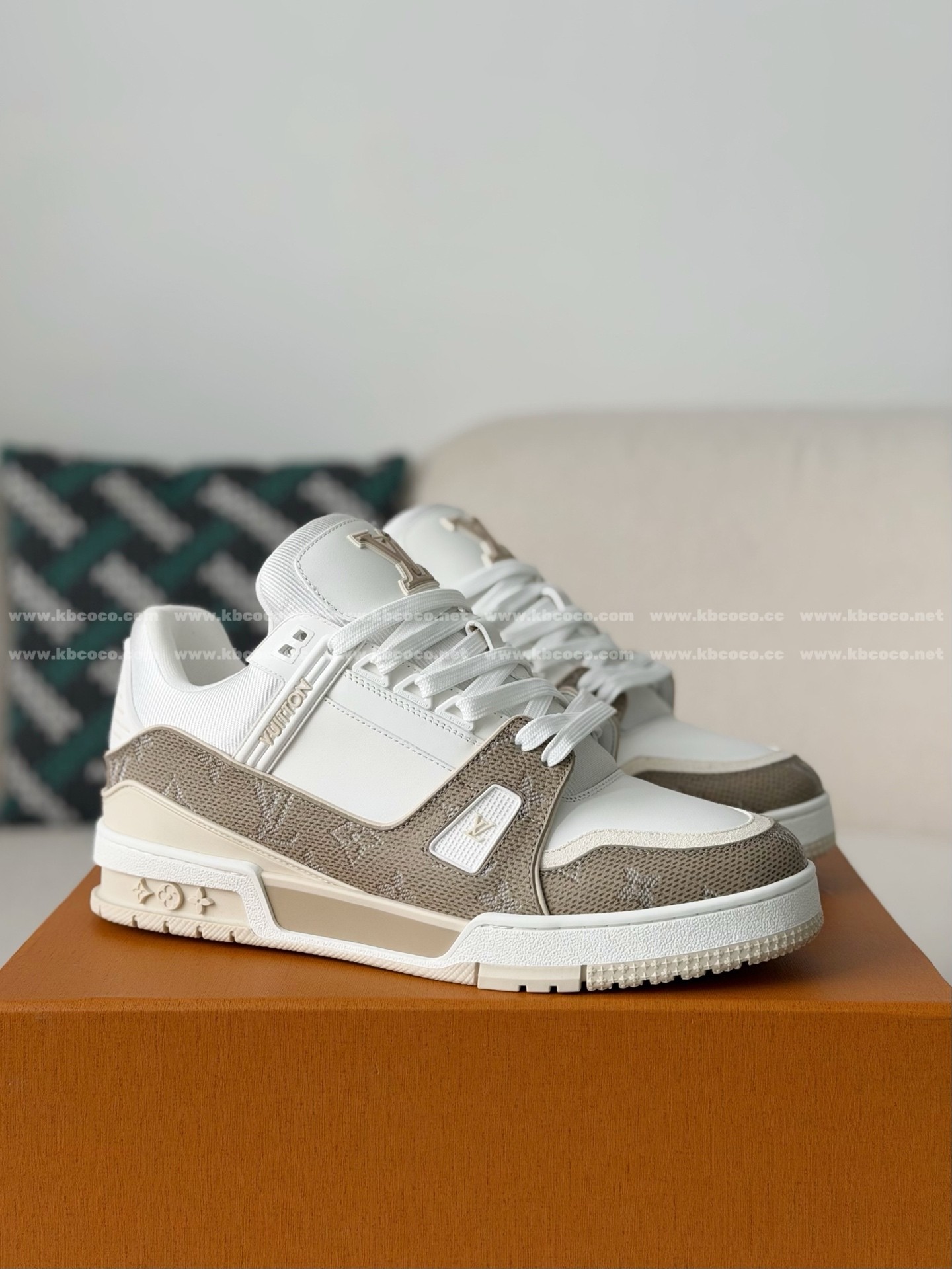 「#6481」LOUIS VUITTON TRAINER SNEAKERS