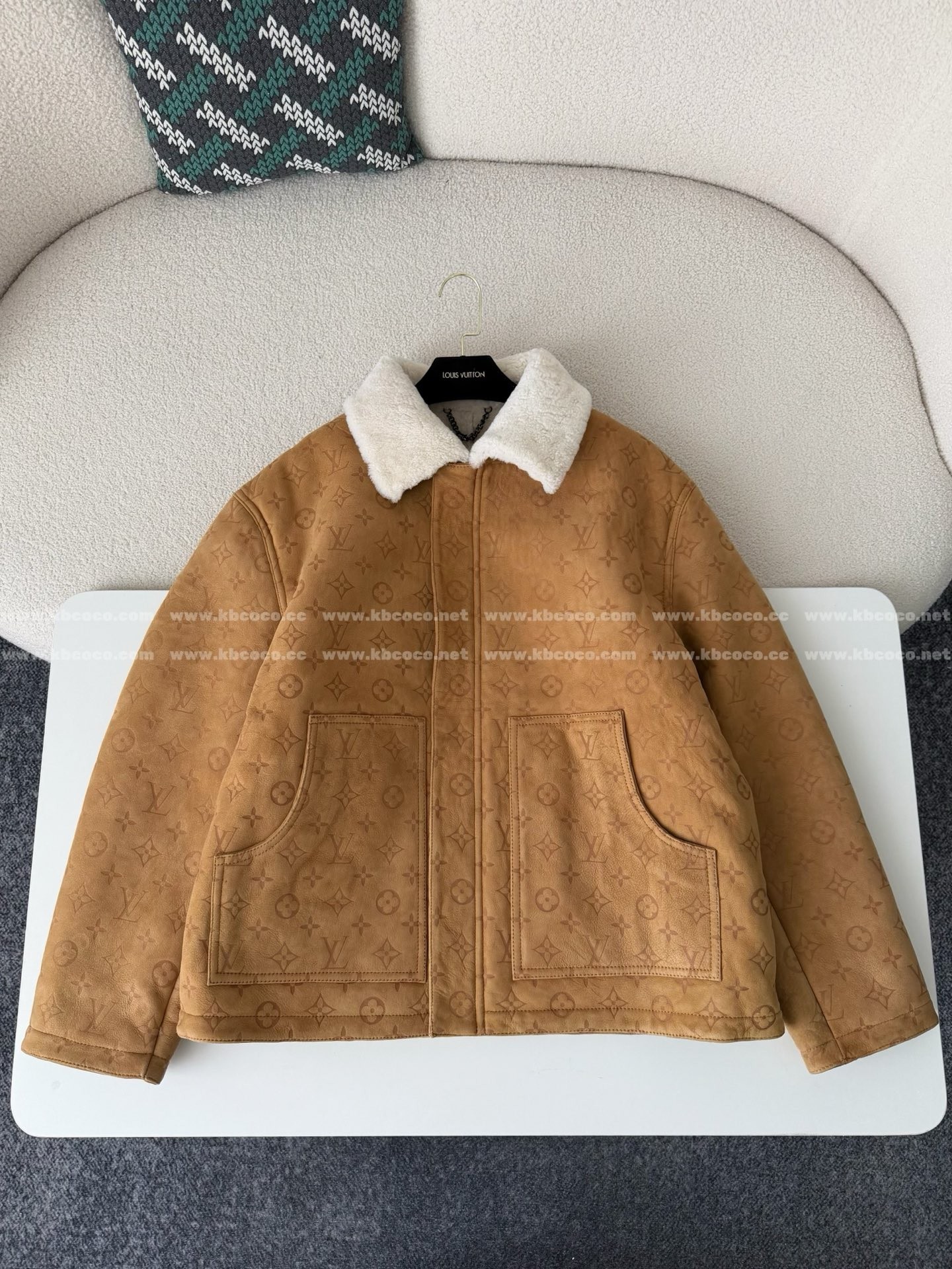 「#6495」Louis Vuitton Monogram Single-breasted long-sleeved leather jacket with embossed lapels