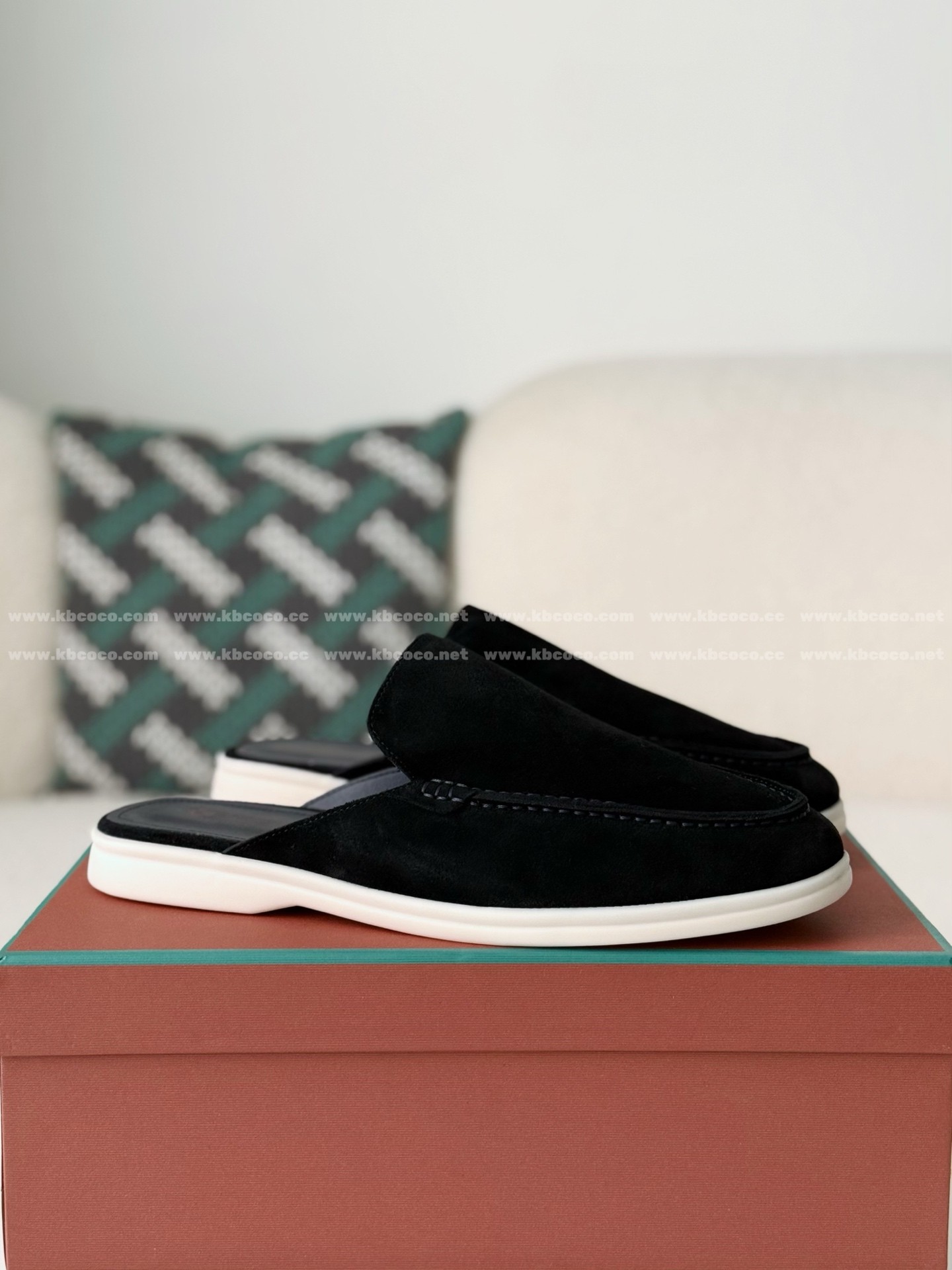 「#6643」Loro Piana Slippers