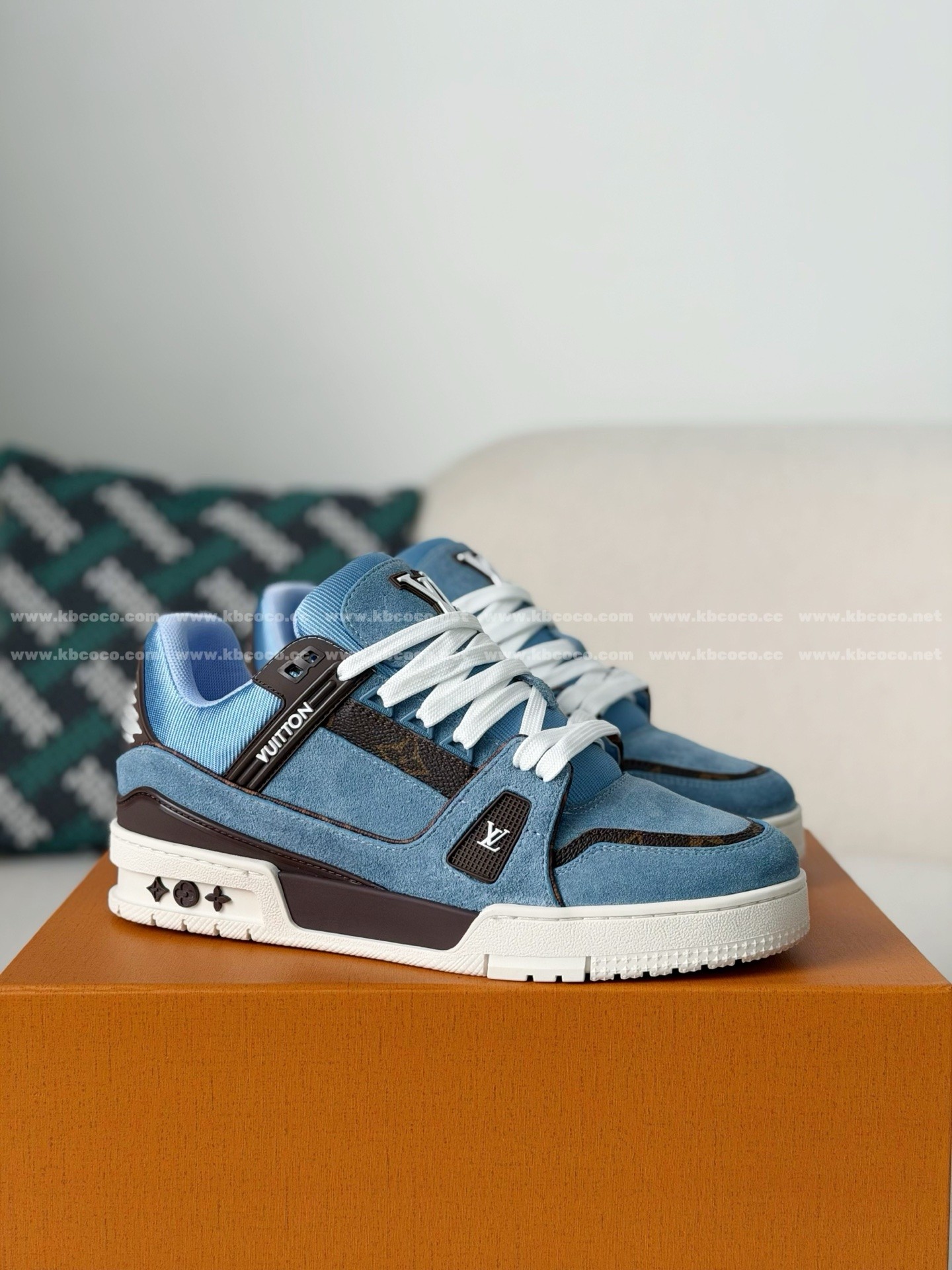 「#6713」LOUIS VUITTON TRAINER SNEAKERS