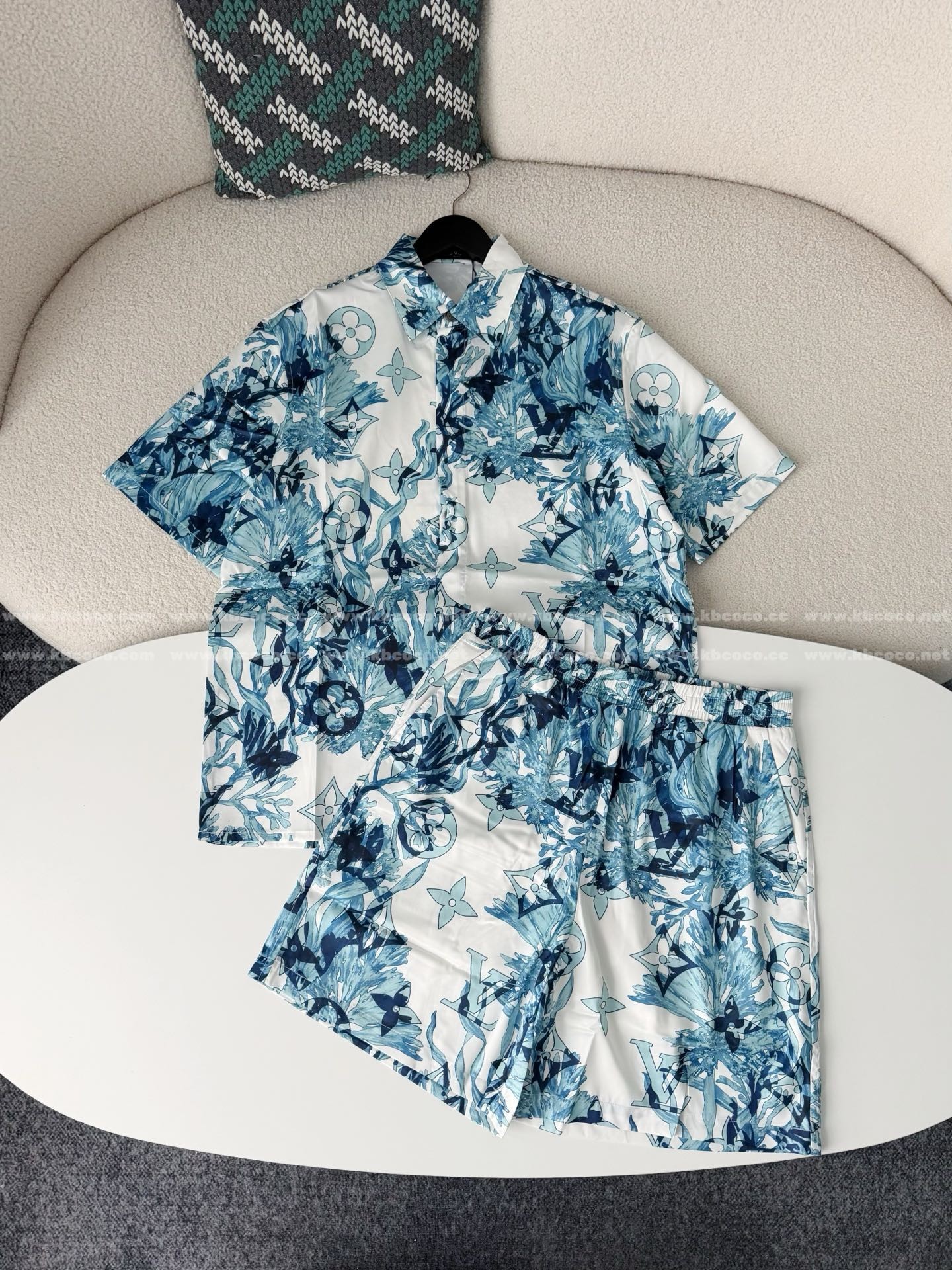 「#6757」LOUIS VUITTON FW23 SHIRT PRINTED SET
