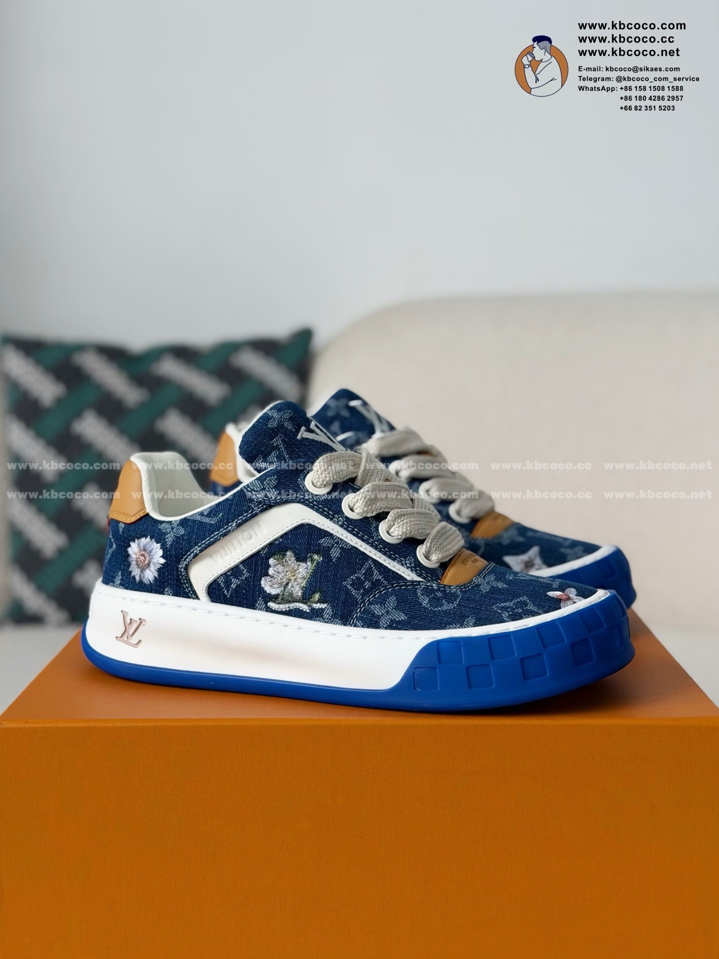 「#7293」LOUIS VUITTON TILTED CANVAS LEATHER BOARD SHOES