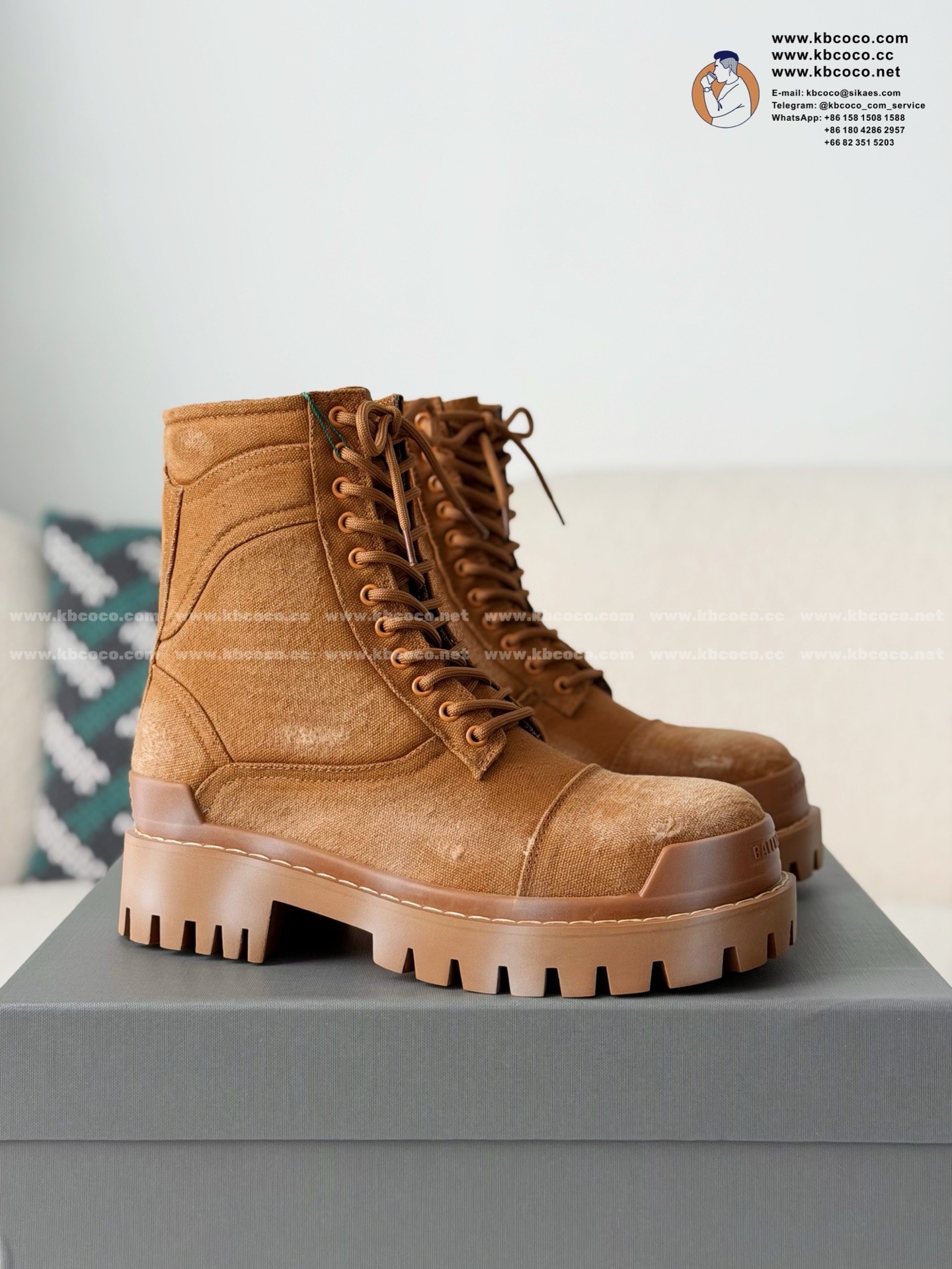 「#7598」Balenciaga Combat Strike Dr. Martens Boots