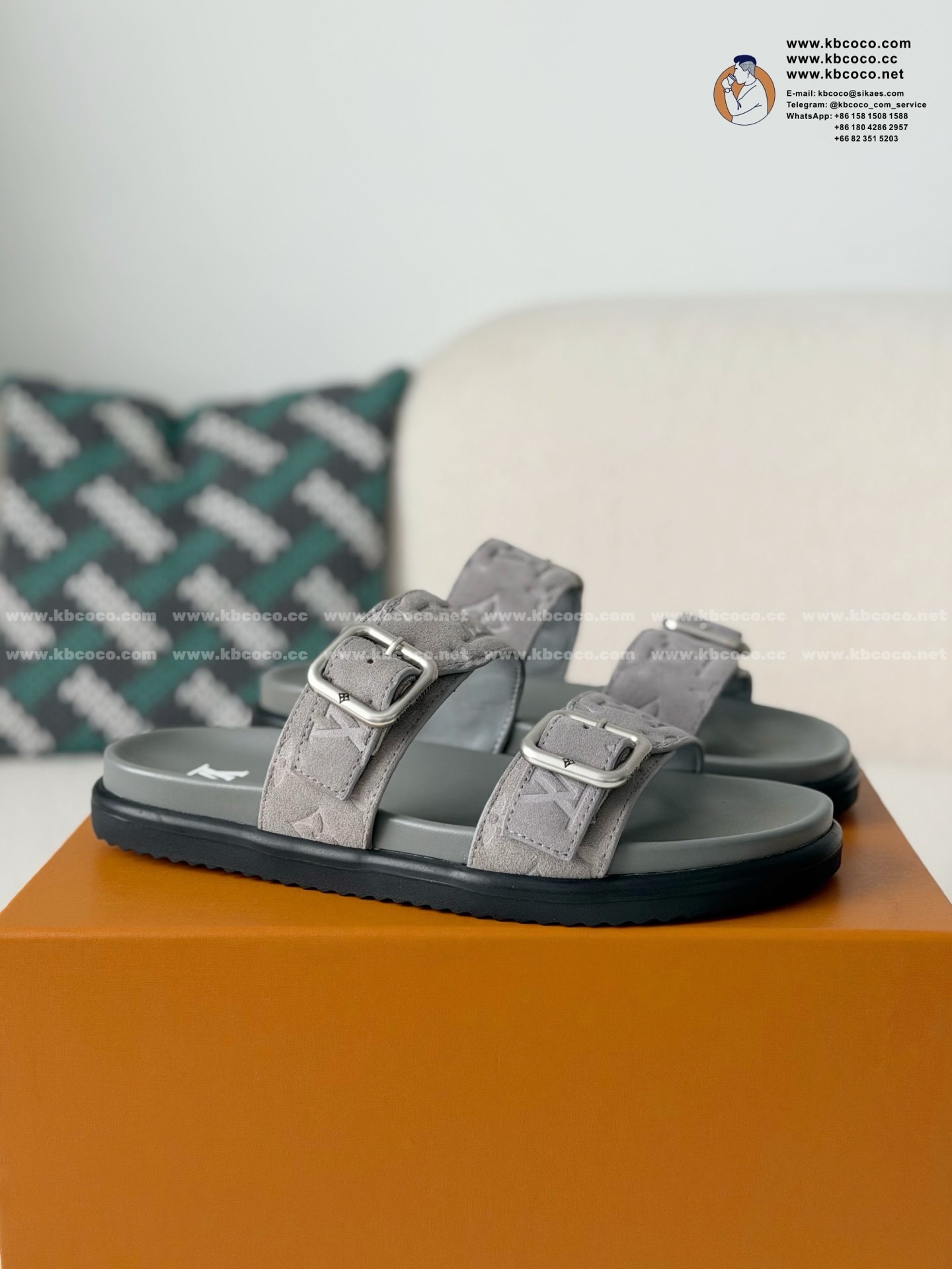 「#7659」LOUIS VUITTON VENICE SLIPPER