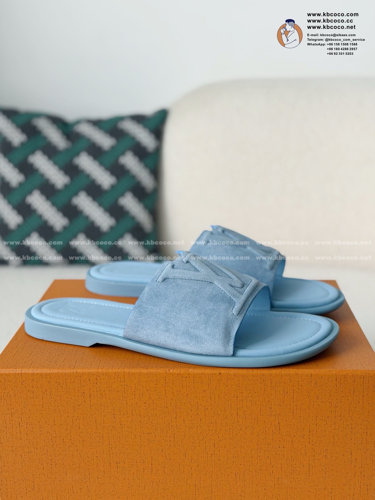 「#7771」LOUIS VUITTON PORTOFINO SLIPPERS