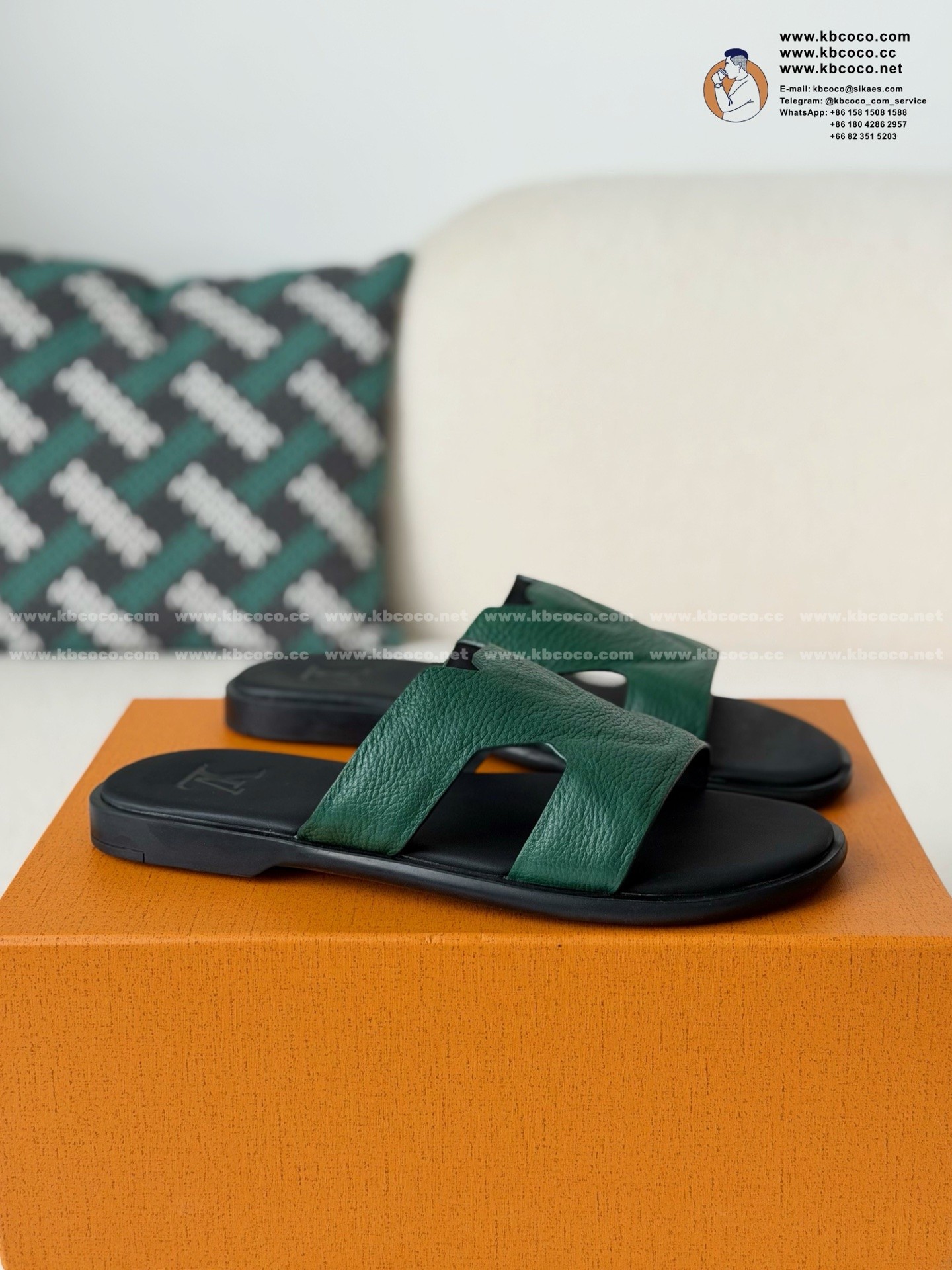 「#7775」LOUIS VUITTON OASIS SLIPPERS